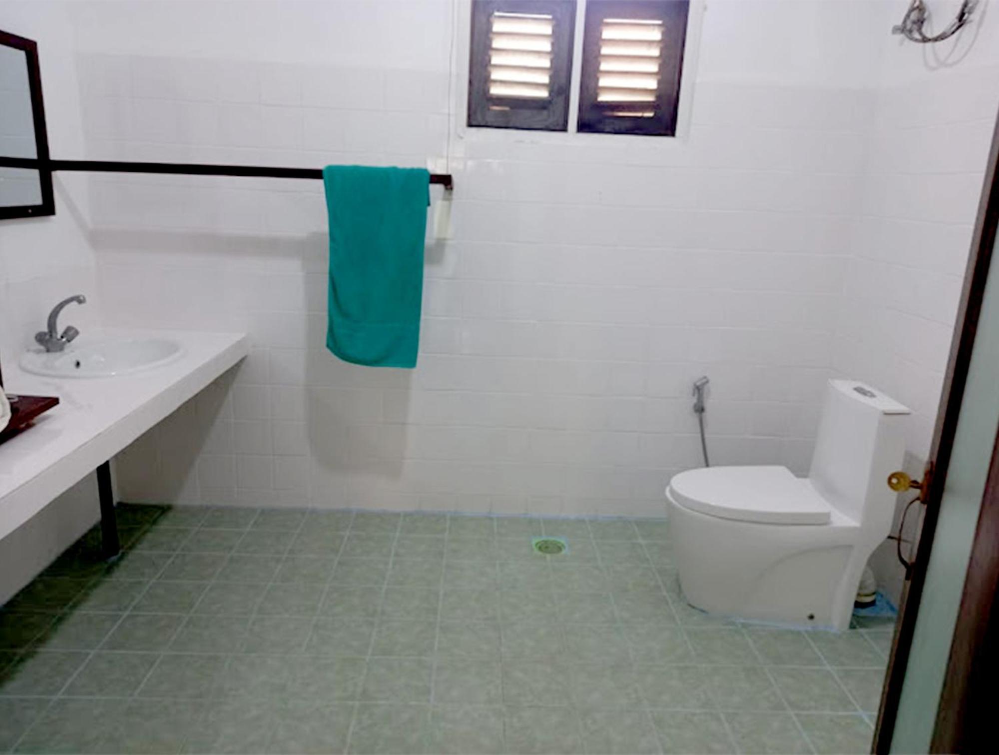 Bluewind Resort Tangalle Exterior foto