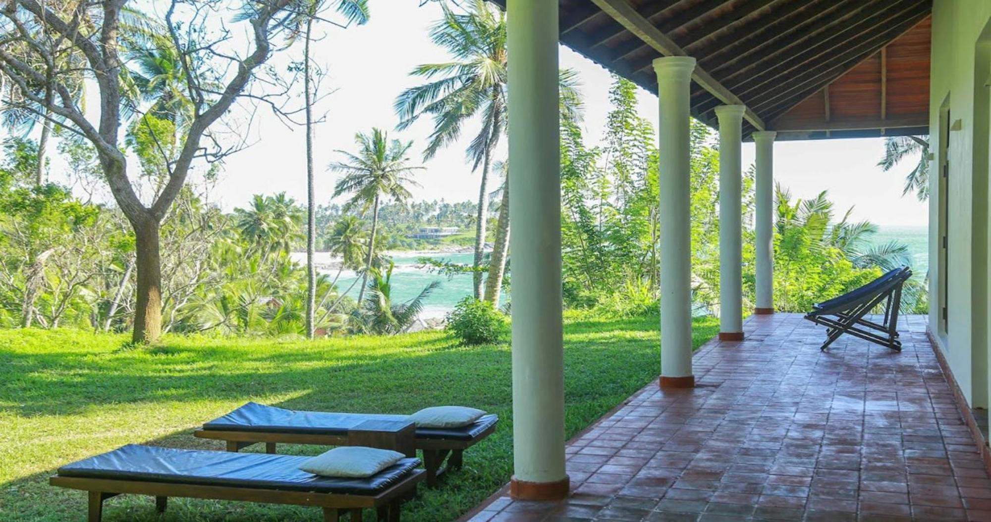 Bluewind Resort Tangalle Exterior foto