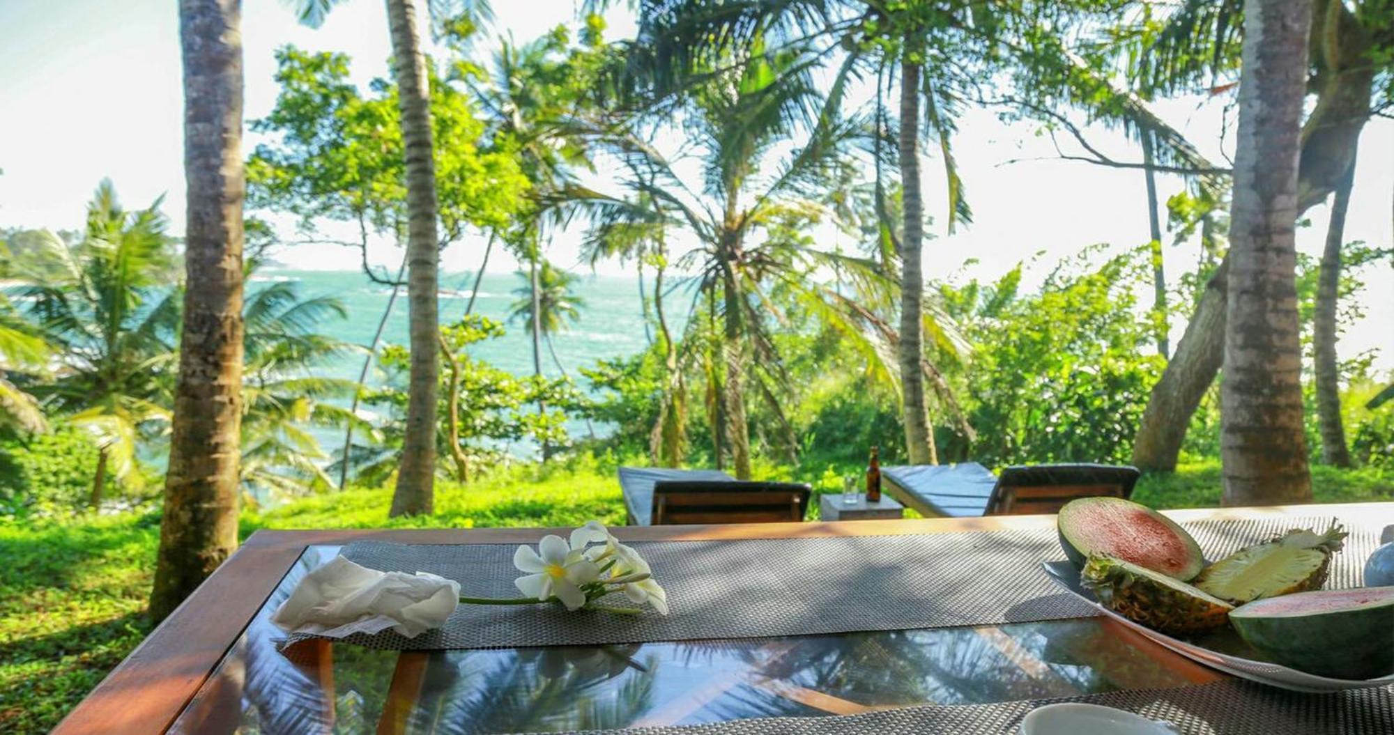 Bluewind Resort Tangalle Exterior foto
